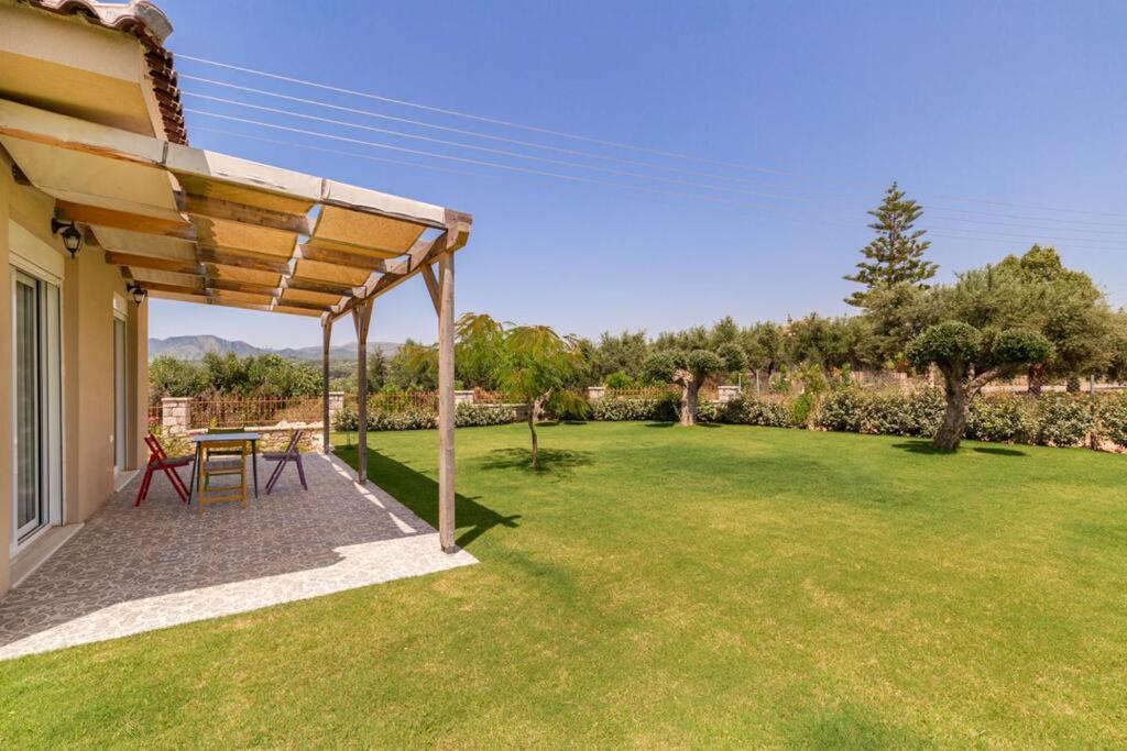 Dimitra'S Sunny Villa Mirsinochori ภายนอก รูปภาพ