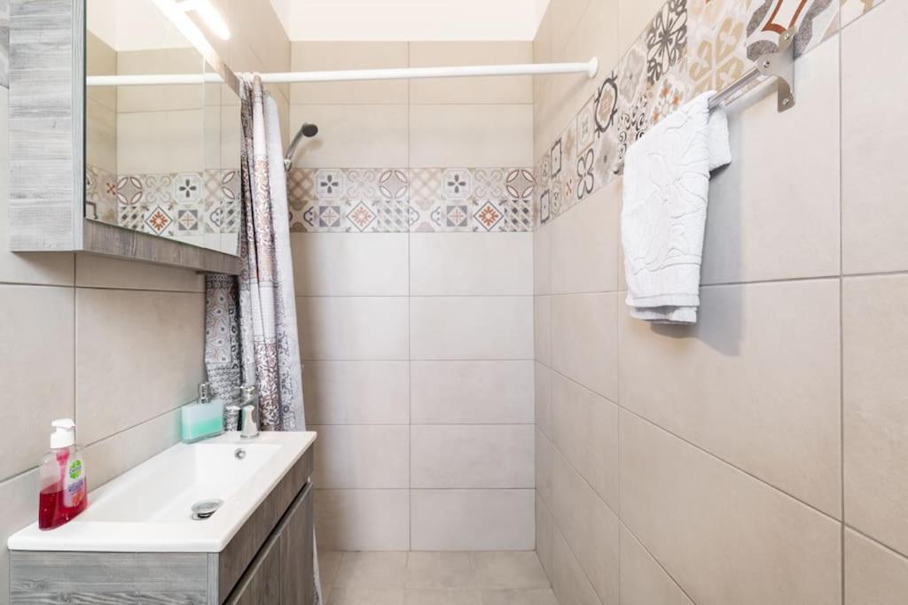 Dimitra'S Sunny Villa Mirsinochori ภายนอก รูปภาพ